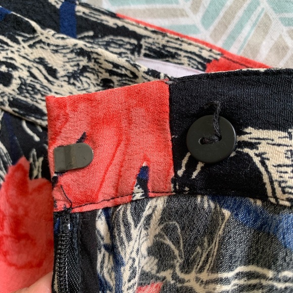 And other stories bird abstract silk skirt sz 8 - Picture 5 of 5